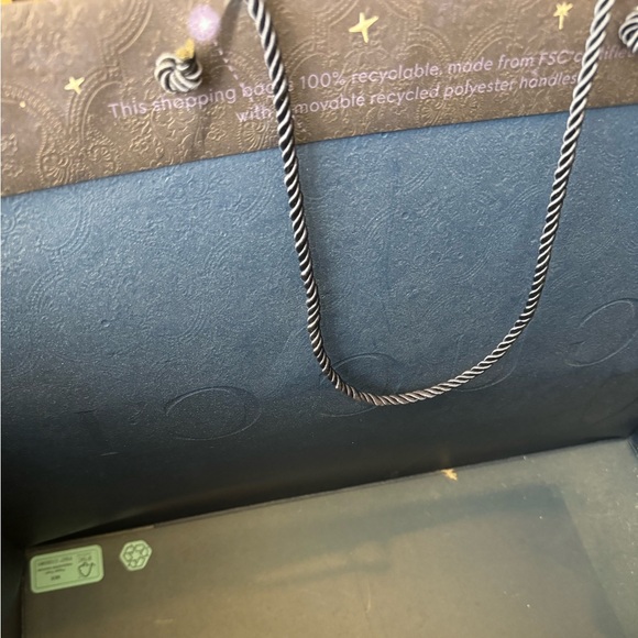 XL Gucci Shopping Bag - Picture 3 of 4